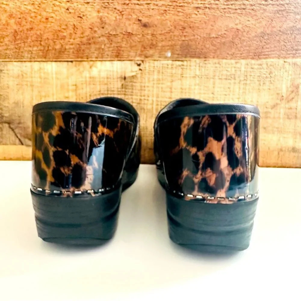 Danskoleopard Cheetah Print Clogs - image 5